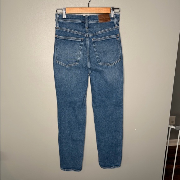 Madewell The Perfect Vintage Jean in Melgrove Wash - Picture 3 of 13